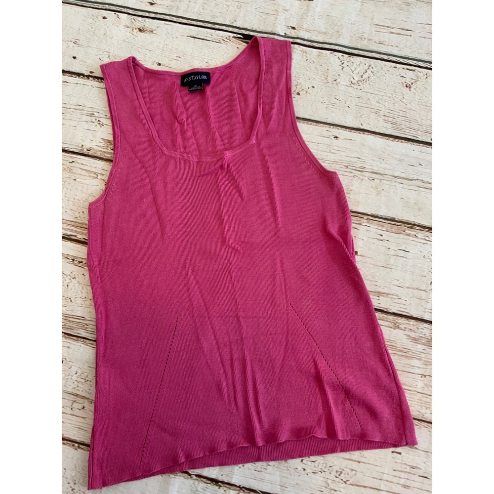 Ann Taylor Magenta Pink 100% Silk Knit Tank Top Scoop Neck Shell Sleeveless Med